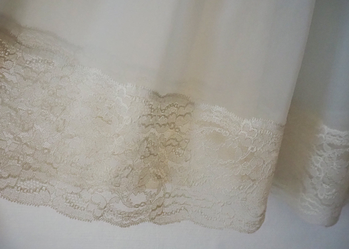 ライトブルースカート