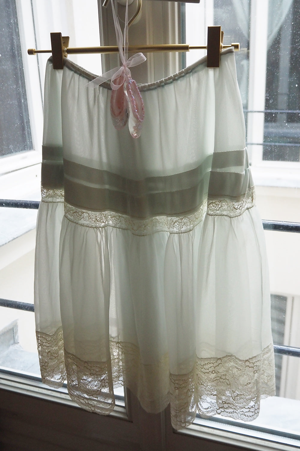 ライトブルースカート