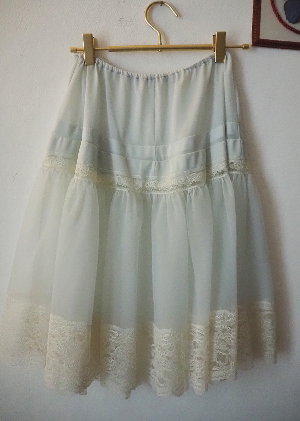 ライトブルースカート