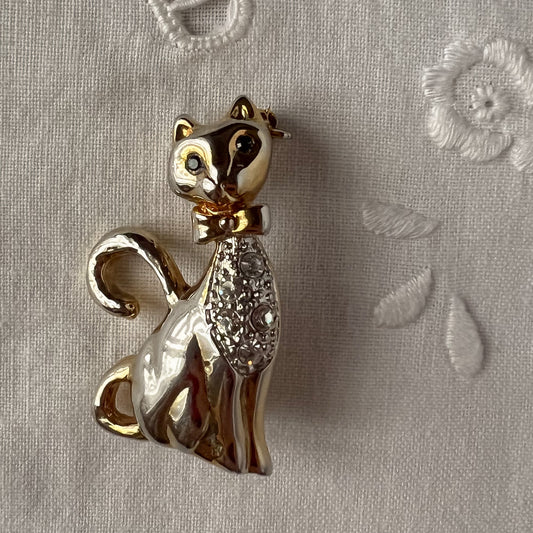 Cat Brooch